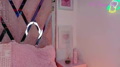 Snapshot of scarlettrusso1 chatting on September 2025 12:18:01 PM Scarlett online show from September 2025 12:18:01 PM