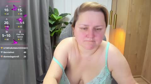 Snapshot of scarlettsoft chatting on January 2025 08:47:01 AM Scarlett online show from January 2025 08:47:01 AM