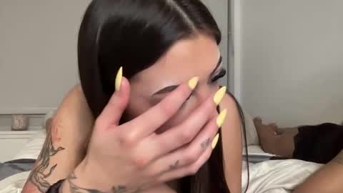Snapshot of scarlettvle chatting on May 2026 12:51:02 AM Scarlett online show from May 2026 12:51:02 AM