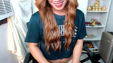 Queen Scarlet online show from December 2024 03:30:02 PM