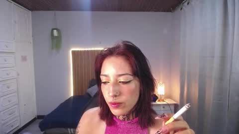 Snapshot of scarllett_bdsm chatting on November 2025 06:50:01 AM Scarllett online show from November 2025 06:50:01 AM