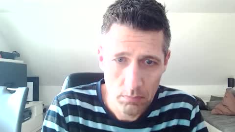 Snapshot of schnuckigeil chatting on March 2025 12:58:02 PM Dildomen online show from March 2025 12:58:02 PM