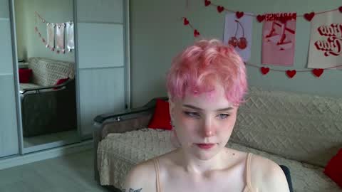 Rina online show from September 2025 11:10:01 AM