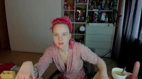 Rina online show from May 2026 07:17:01 AM
