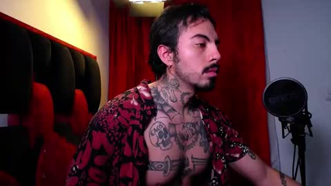 Alejandro help me to reach 200 thumps up online show from May 2026 03:24:02 AM