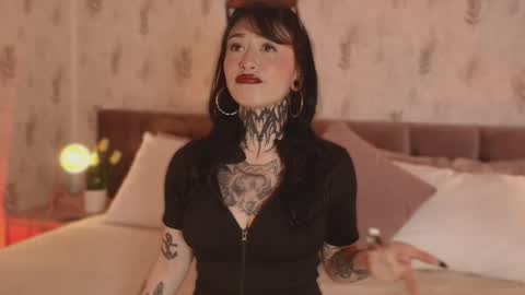 Scolw  online show from September 2025 07:46:02 PM