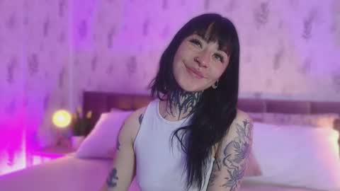 Scolw  online show from October 2025 08:10:01 PM