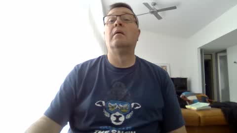 Snapshot of scoobs71 chatting on May 2026 02:41:01 AM Scoobs online show from May 2026 02:41:01 AM