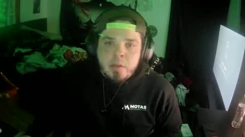 Snapshot of scoobysnaxxxxx chatting on December 2025 10:08:02 AM scoobysnaxxxxx online show from December 2025 10:08:02 AM