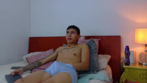 Snapshot of scook_gray chatting on July 2026 05:20:02 AM scook_gray online show from July 2026 05:20:02 AM