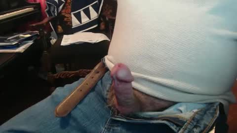 Snapshot of scottbearfun chatting on February 2025 04:10:02 PM scottbearfun online show from February 2025 04:10:02 PM