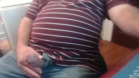 Snapshot of scottbearfun chatting on September 2025 02:50:02 PM scottbearfun online show from September 2025 02:50:02 PM