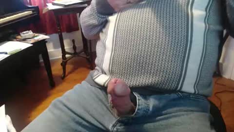 Snapshot of scottbearfun chatting on February 2026 04:24:02 PM scottbearfun online show from February 2026 04:24:02 PM