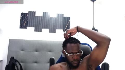 Snapshot of scottdamar chatting on December 2025 07:09:01 PM Damar online show from December 2025 07:09:01 PM