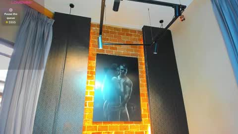 Scottfischer  online show from November 2025 07:07:02 PM