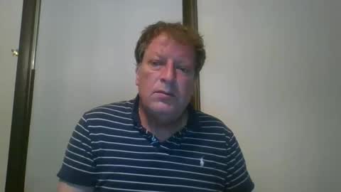 scottpbi52 online show from May 2026 10:27:01 PM