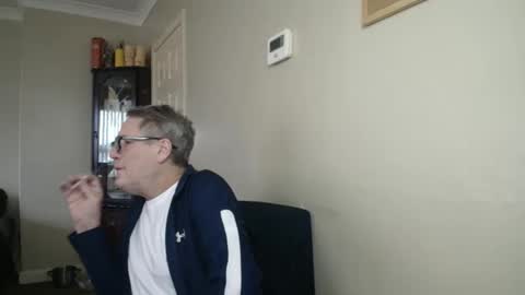 James online show from November 2025 11:42:01 AM