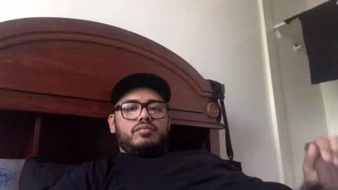 scrwedup_jux online show from May 2026 07:41:01 PM