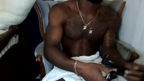 sdawg2xx online show from May 2026 03:57:02 AM