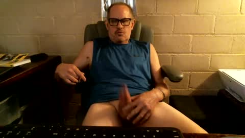 Snapshot of sdh69 chatting on October 2025 06:27:02 PM eating pussy sucking dick online show from October 2025 06:27:02 PM