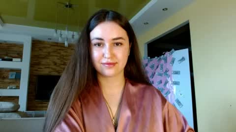 Elizabeth  online show from May 2026 07:28:02 AM