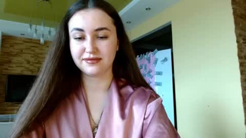 Elizabeth  online show from May 2026 07:14:02 AM