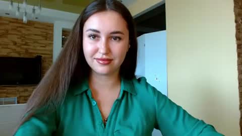 Elizabeth  online show from July 2026 08:01:02 AM