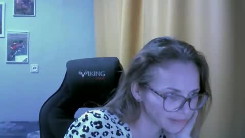 Snapshot of sea_dream chatting on September 2025 03:35:02 PM SEA Dream online show from September 2025 03:35:02 PM