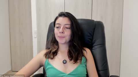 Aria Independent model online show from June 2026 01:22:01 AM