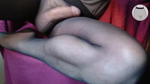 Snapshot of seamlessly chatting on December 2024 11:28:02 AM seamlessly online show from December 2024 11:28:02 AM