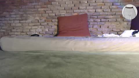 Snapshot of seamlessly chatting on September 2025 08:10:01 PM seamlessly online show from September 2025 08:10:01 PM