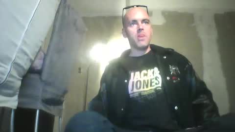 Snapshot of sean20775 chatting on April 2026 07:42:01 PM Sean online show from April 2026 07:42:01 PM