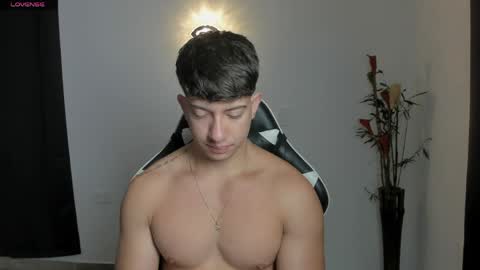 Snapshot of sean_brownx chatting on June 2026 11:49:02 AM Sean online show from June 2026 11:49:02 AM