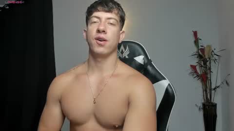 Snapshot of sean_brownx chatting on June 2026 11:48:01 AM Sean online show from June 2026 11:48:01 AM