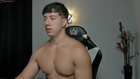 Snapshot of sean_brownx chatting on July 2026 04:57:01 PM Sean online show from July 2026 04:57:01 PM