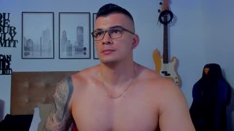 Sean Carrera online show from October 2025 04:42:01 PM