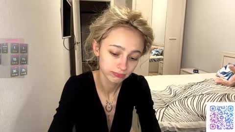 Kate online show from May 2026 07:19:02 PM