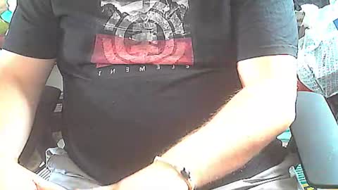 Snapshot of seathrough chatting on June 2026 01:53:02 PM Falco J online show from June 2026 01:53:02 PM