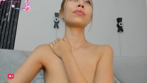 Snapshot of seattle_rousse chatting on March 2026 01:17:01 PM Rosie online show from March 2026 01:17:01 PM