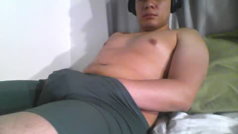 Snapshot of seb5759 chatting on July 2026 01:19:01 AM seb5759 online show from July 2026 01:19:01 AM