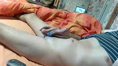 Snapshot of seb_aze chatting on January 2025 09:19:01 AM seb online show from January 2025 09:19:01 AM