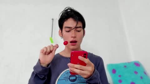 Snapshot of sebas_rosse chatting on December 2024 03:41:01 PM sebastian online show from December 2024 03:41:01 PM