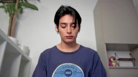 Snapshot of sebas_rosse chatting on December 2024 12:56:01 AM sebastian online show from December 2024 12:56:01 AM