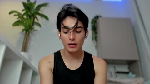 Snapshot of sebas_rosse chatting on January 2025 01:38:02 AM sebastian online show from January 2025 01:38:02 AM