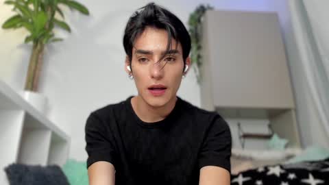 Snapshot of sebas_rosse chatting on January 2025 03:19:01 AM sebastian online show from January 2025 03:19:01 AM