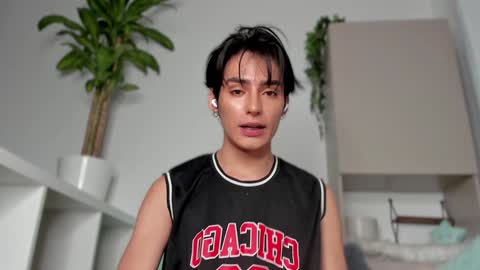 Snapshot of sebas_rosse chatting on January 2025 08:36:01 AM sebastian online show from January 2025 08:36:01 AM