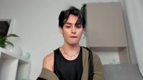 Snapshot of sebas_rosse chatting on February 2025 09:53:02 PM sebastian online show from February 2025 09:53:02 PM