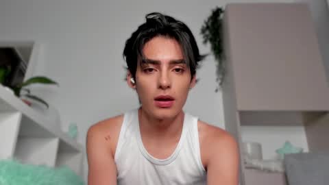 Snapshot of sebas_rosse chatting on February 2025 02:28:01 AM sebastian online show from February 2025 02:28:01 AM