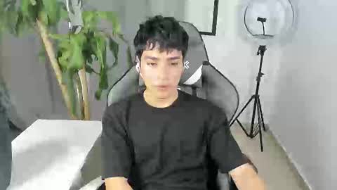 Snapshot of sebas_rosse chatting on January 2026 04:42:01 PM sebastian online show from January 2026 04:42:01 PM