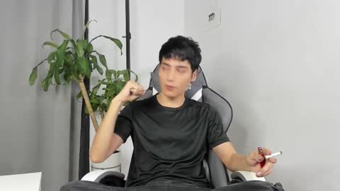 Snapshot of sebas_rosse chatting on January 2026 03:50:02 PM sebastian online show from January 2026 03:50:02 PM